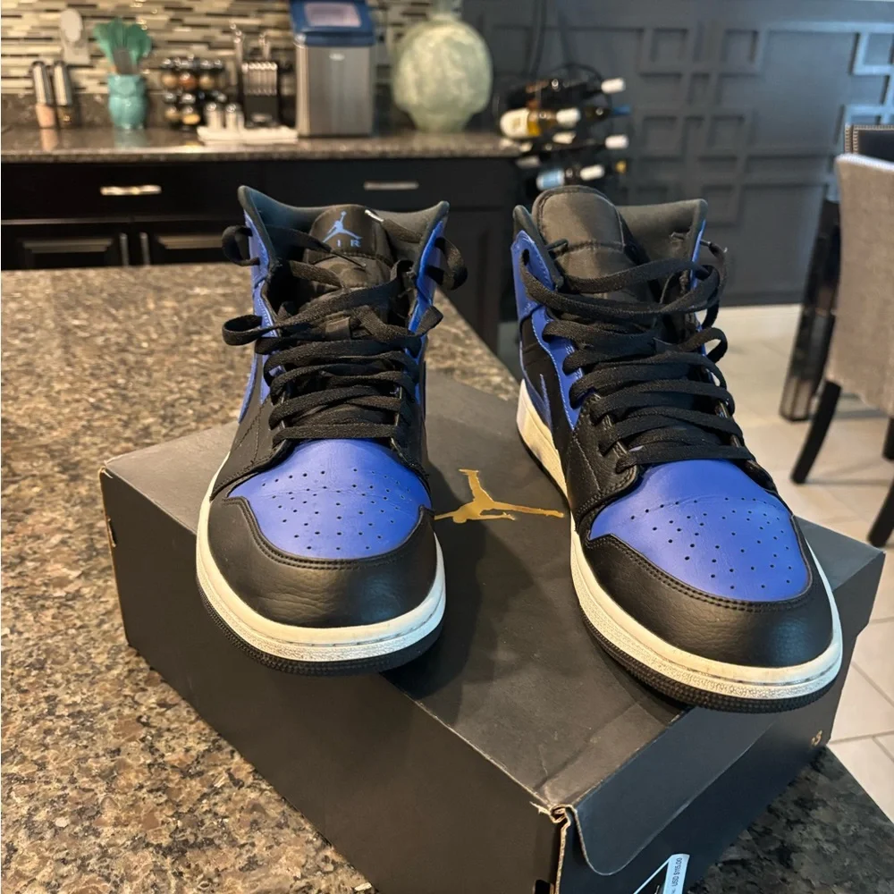 Jordan Men's Black and Royal Blue Sneakers - Picture 7 of 7
